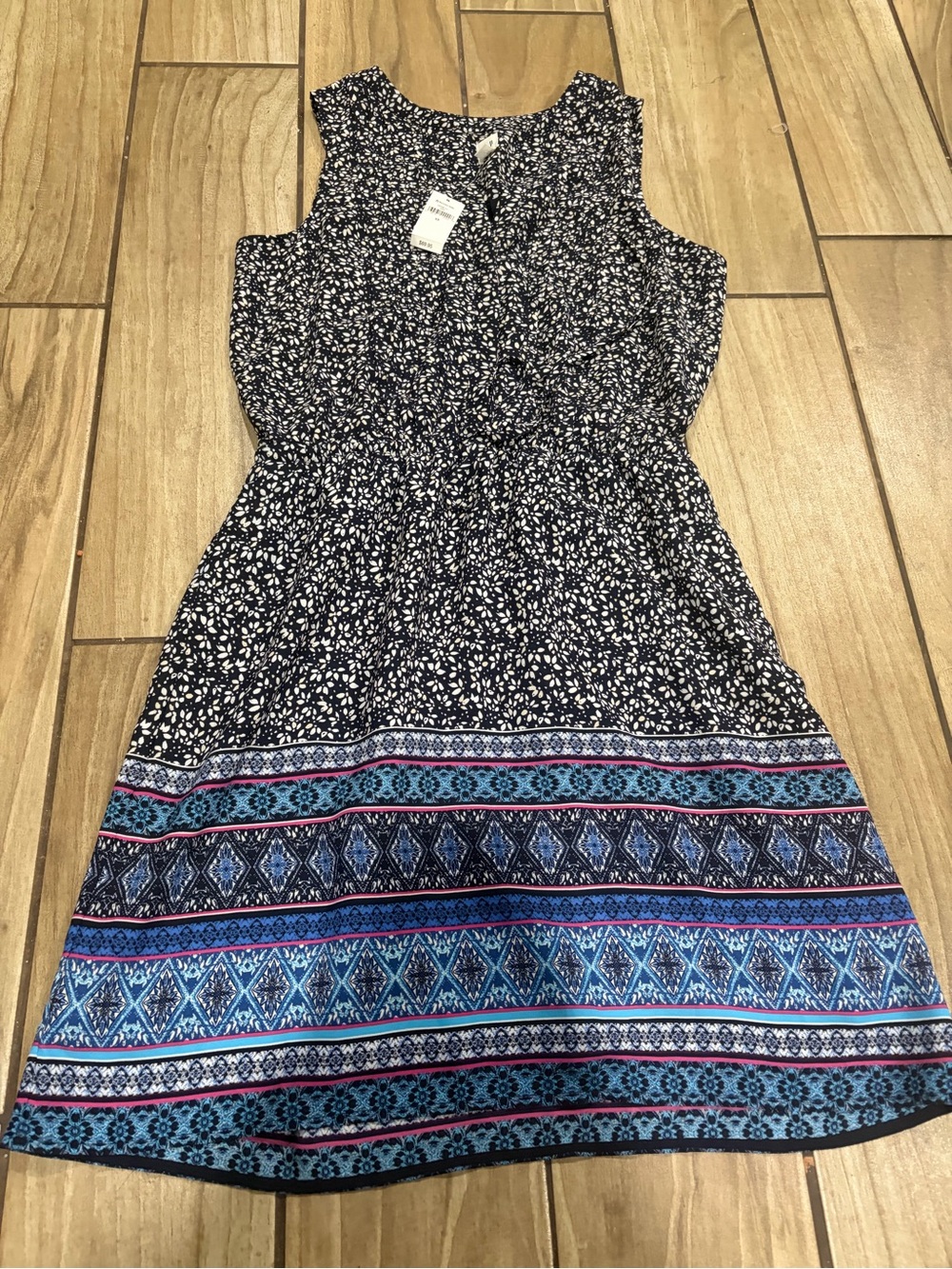NWT Women's XS Black & White Floral Print Dress with Blue, Red & White geometric